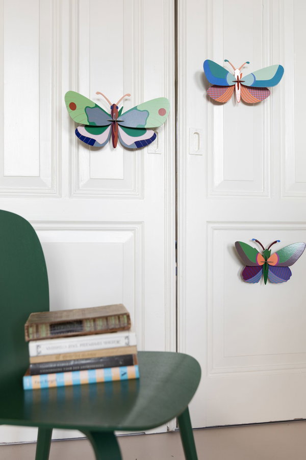 Wanddeko Papier 'Gemusterter Schmetterling'