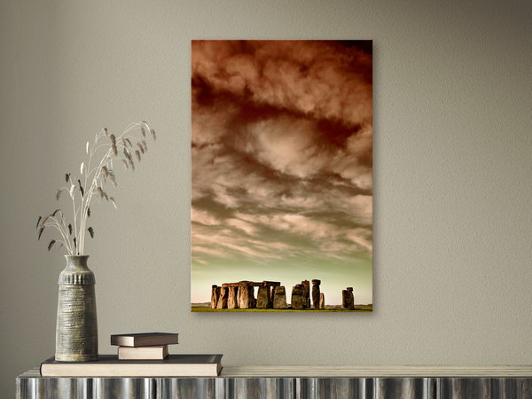 Kunstdruck auf Leinwand 'Clouds Over Stonehenge Vertical'