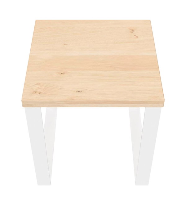 Zusammenspiel aus warmen Holz und kühlen Stahl