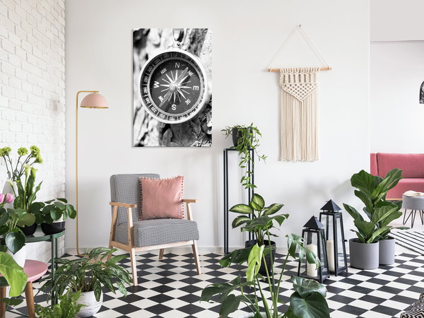 Kunstdruck auf Leinwand 'Black and White Compass Vertical'