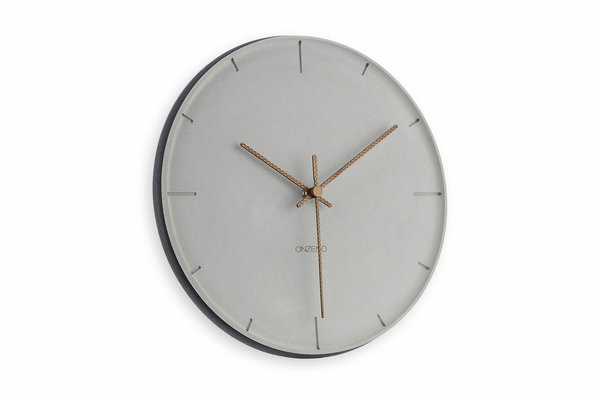 Minimalistische Wanduhr