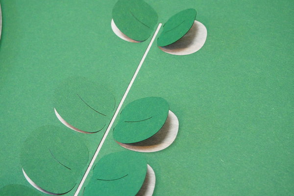 Papierkunst Wandbild 'Green Leaves' 50x70cm