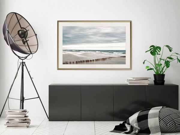 Poster 'Chilly Morning at the Seaside'
