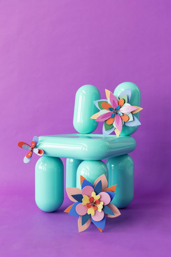 Wanddeko Papier 'Ausdrucksvolle Papierblüte'