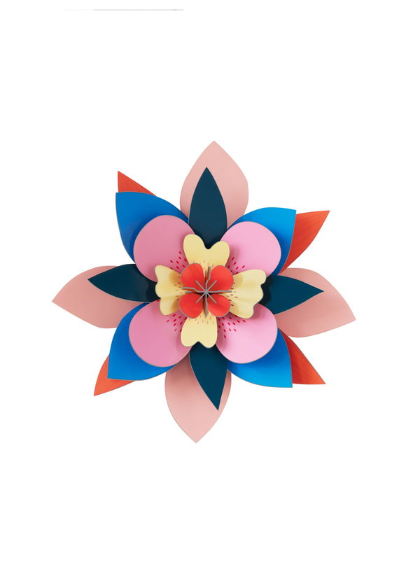 Scultura da parete in cartone 'Bold Paper Blossom'