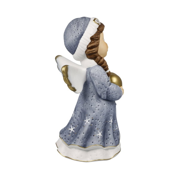 Porcelænsfigur 'Winter Love' af Julia E. Limpke 12,5x25x14cm
