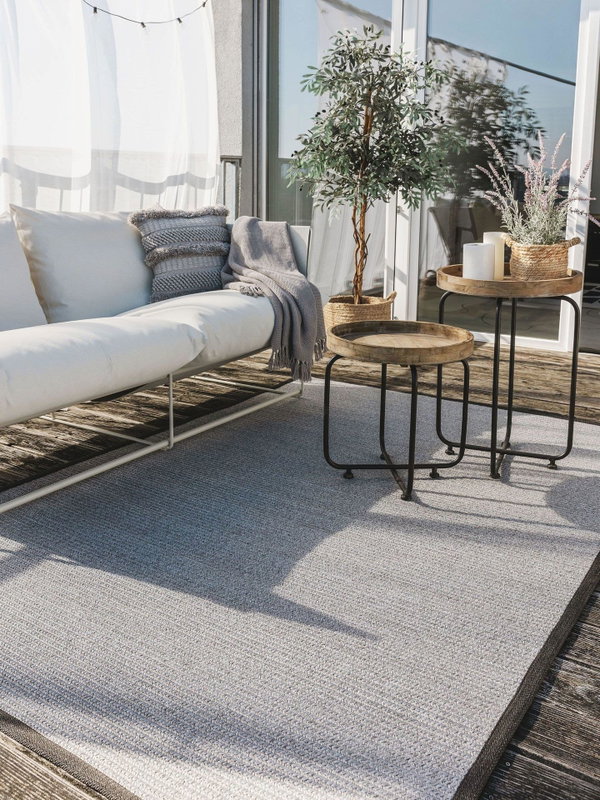 Design In- &amp; Outdoor-Teppich Nandi Grau