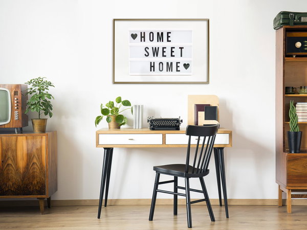 Poster 'There is No Place Like Home'
