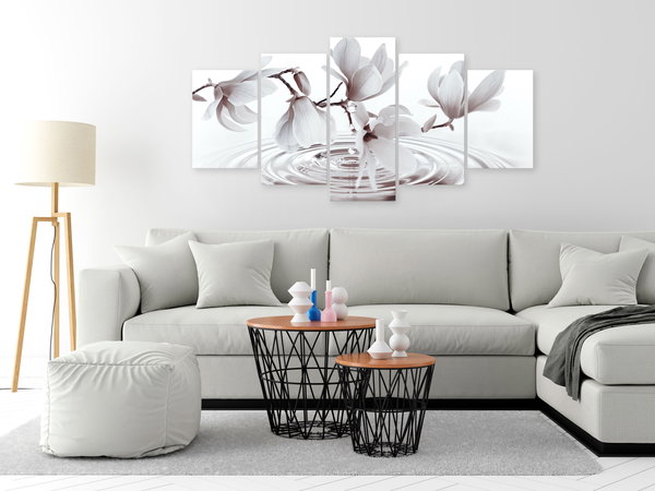 Kunstdruck auf Leinwand 'Magnolias over Water (5-teilig) Wide Grey'