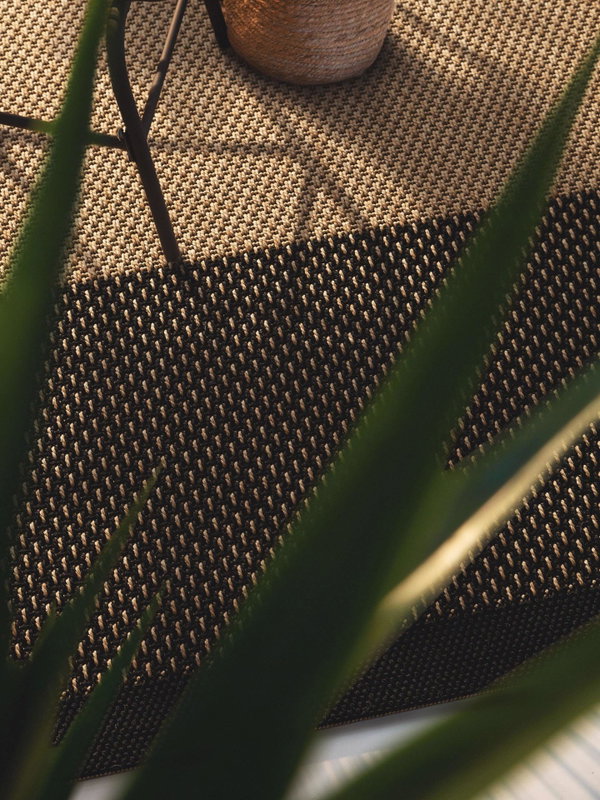 Design In- &amp; Outdoor-Teppich Naoto Beige/Schwarz