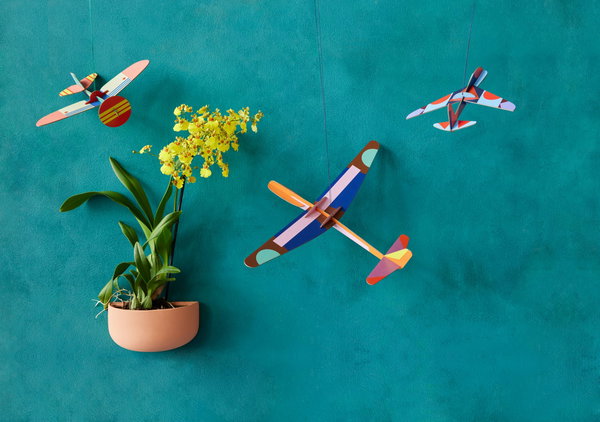 Hängende Deko 'Geometrisches Flugzeug'