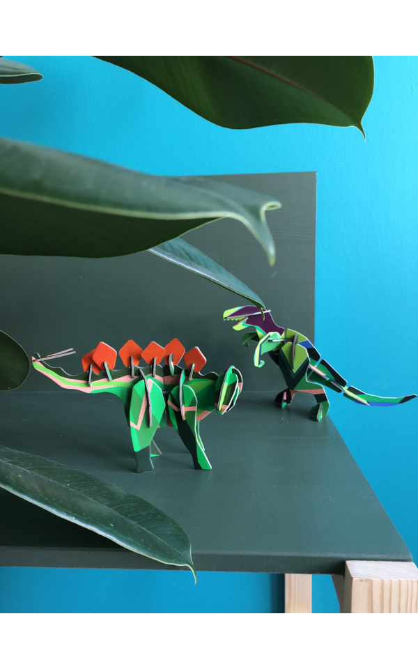 Papierskulptur 'Jade-Dino'