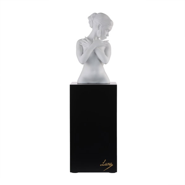 Porzellan Figur 'Fire in the Belly' von Lana Frey 14,5x50x14,5cm