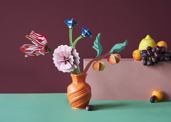 Papierskulptur 'Dutch Masters Bouquet I'