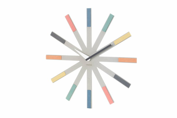 Design Wanduhr 'THE STARLET.'