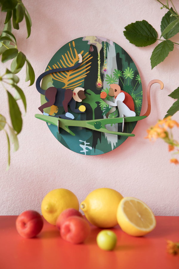 Wanddeko Papier 'Verspielter Affe'