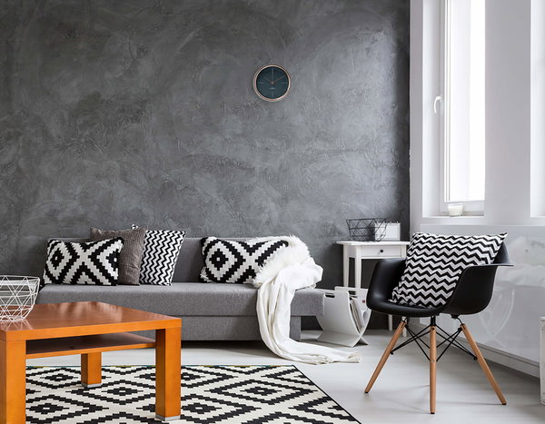 Timeless wall decoration and practical clock in one