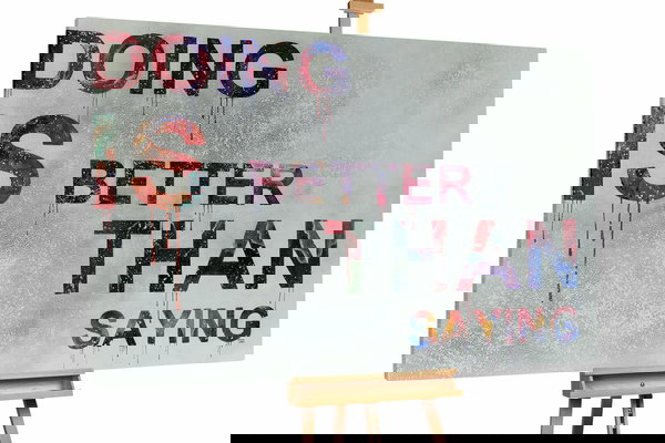 Egyedi darab a falakra