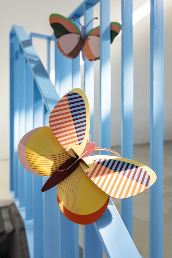 Wanddeko Papier 'Moderner Schmetterling'