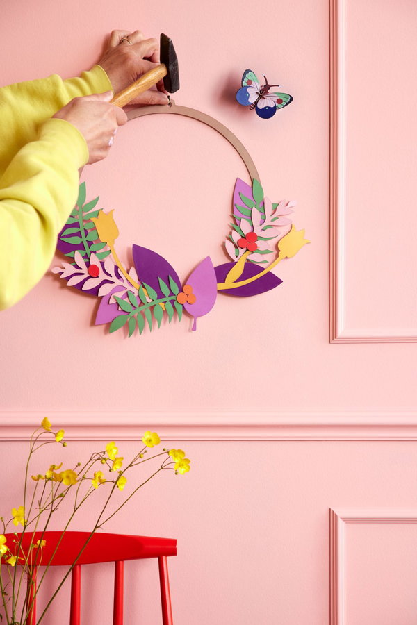 Wanddeko Papier 'Blumiger Schmetterling'