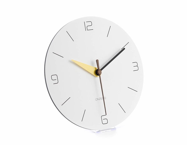 Design Wanduhr 'THE RUBY.'