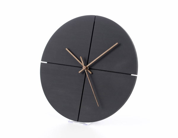 Design Wanduhr 'THE INTENSE.'