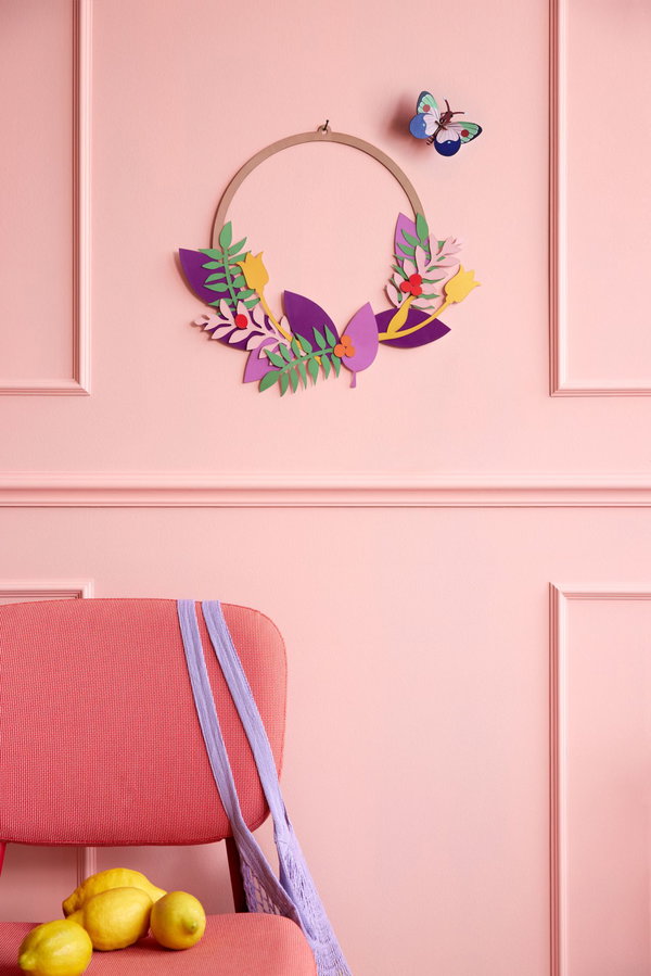 Wanddeko Papier 'Blumiger Schmetterling'