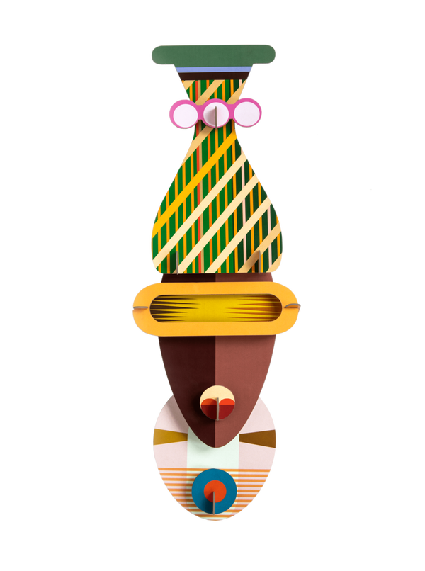 Sculptură de perete din carton 'Patterned Wall Mask'