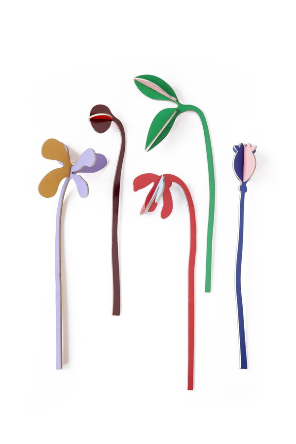 Papierskulptur 'Moderne Papierblumen'