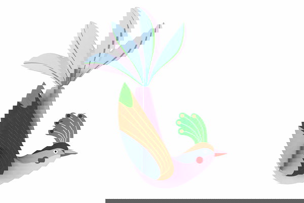 Sculptură de perete din carton 'Crested Elegance'