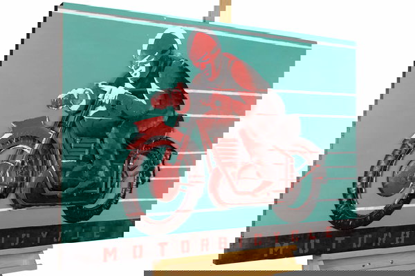 Opere artigianali moderne