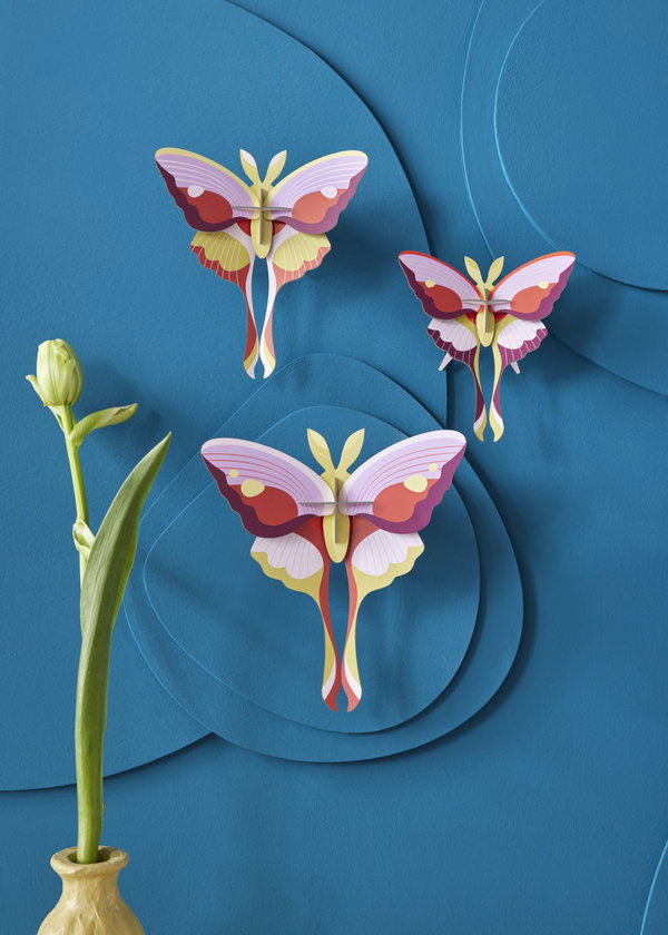 Wanddeko Papier 'Ätherisches Harmonie-Trio'