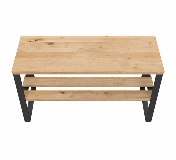 Zusammenspiel aus warmen Holz und kühlen Stahl