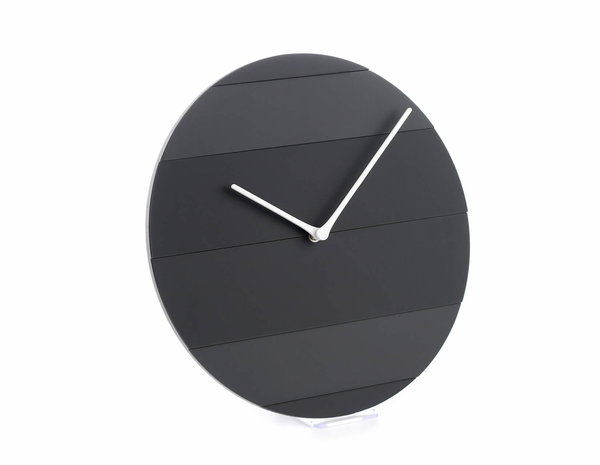 Design Wanduhr 'THE ESSENTIAL.'