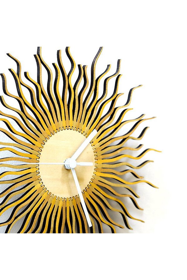 Wanduhr 'Shockhead'