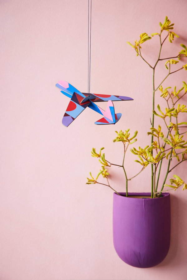 Hängende Deko 'Geometrisches Flugzeug'