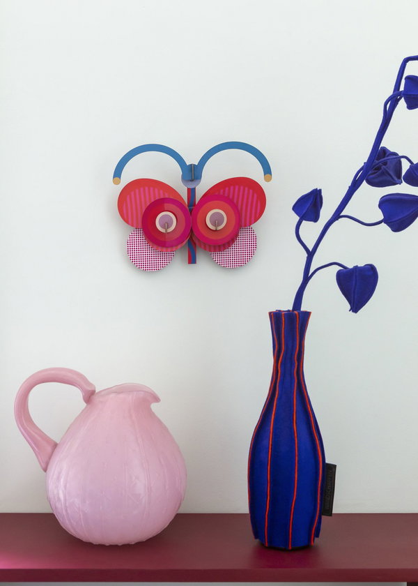 Wanddeko Papier 'Stripy Butterfly'