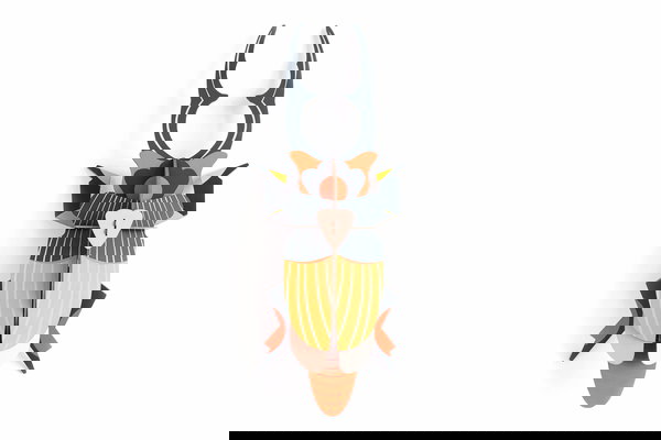 Escultura de pared de cartón 'Stag Beetle Decor'