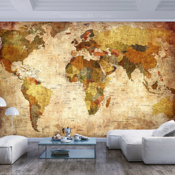 Wallpaper 'Old World Map in Beige'