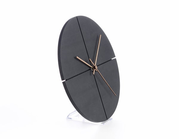 Design Wanduhr 'THE INTENSE.'