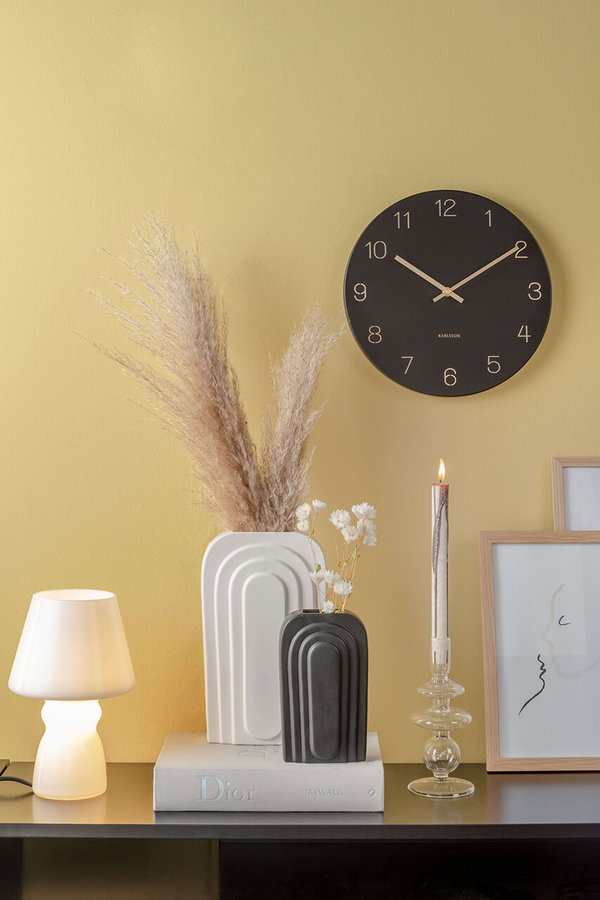 Designer clock 'Charm Engraved Numbers Small'