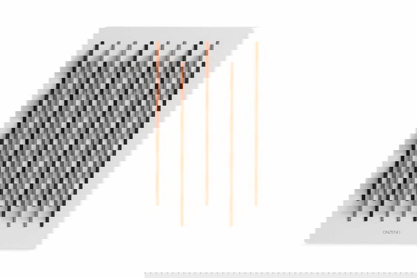 Obra de arte tradicional tallada en madera