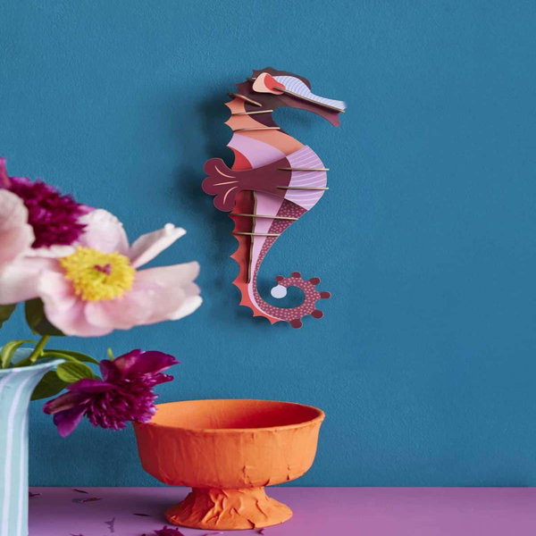 Wall deco 3d of cardboard 'Crimson Seahorse'
