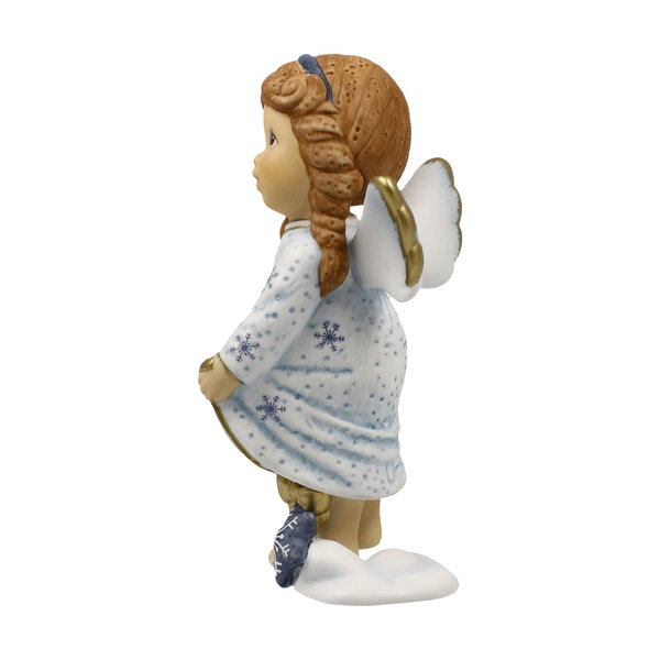 Porzellan Figur 'Winterzauber' von Julia E. Limpke 4,5x10x5cm