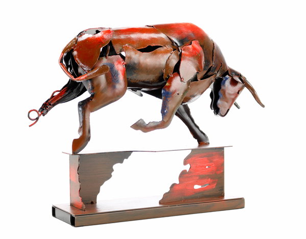 Sculpture en métal 'Power of the Bull' 39x48x12cm