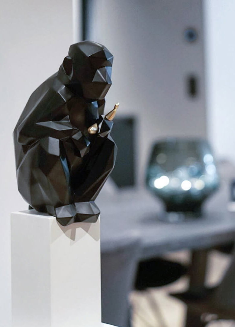 Kunststein Skulptur 'Sweet Banana' 21x66x18cm