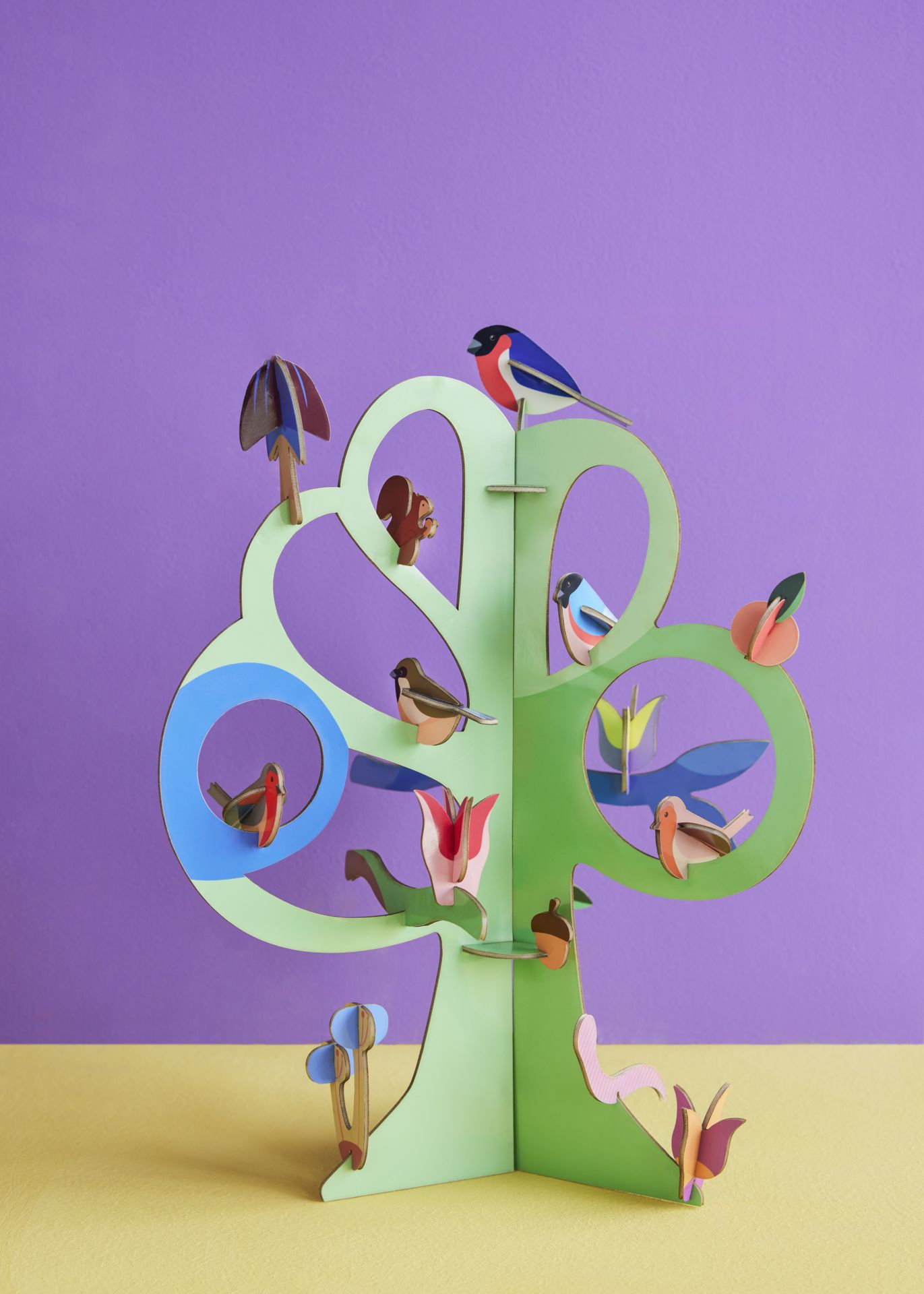 Papiersculpturen 'Singing Tree'