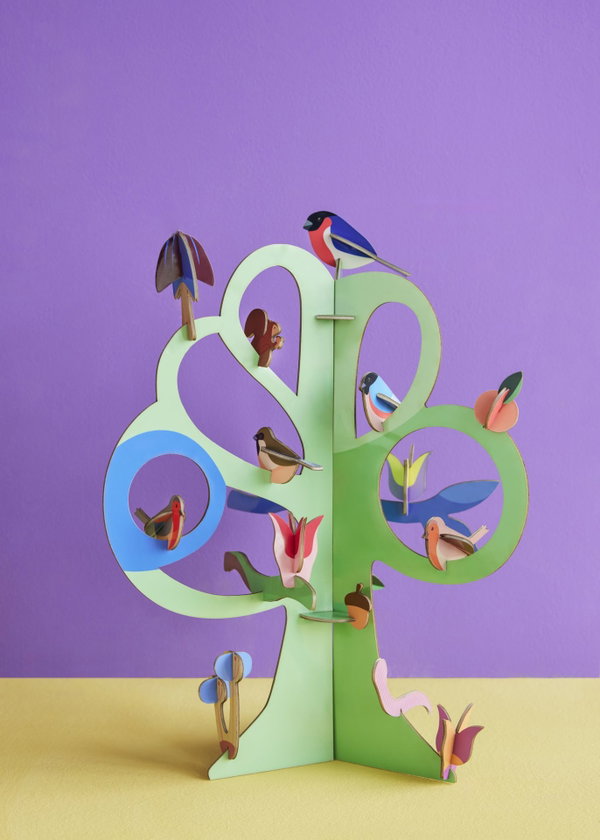 Χάρτινα γλυπτά 'Singing Tree'