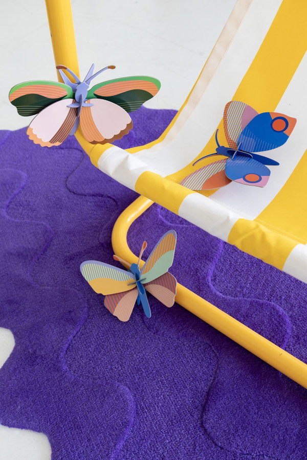 Wanddeko Papier 'Pfirsichflügel-Flattern'