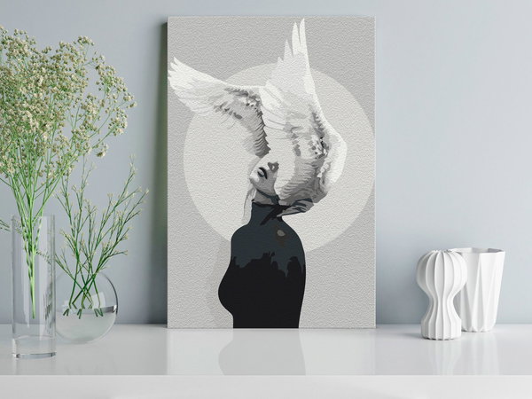 Malen nach Zahlen für Erwachsene 'Woman With Wings'